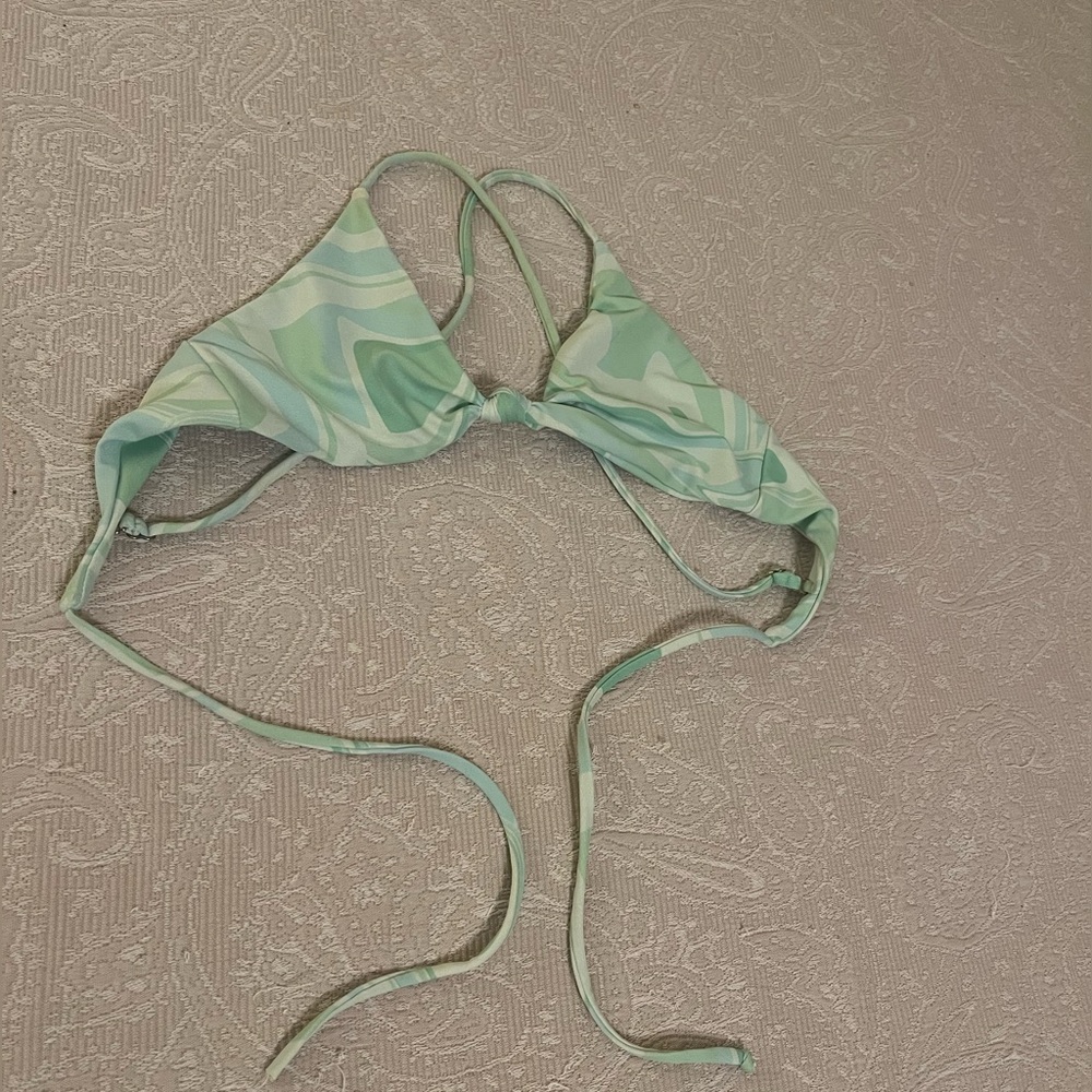 Skatie bikini top 🍀